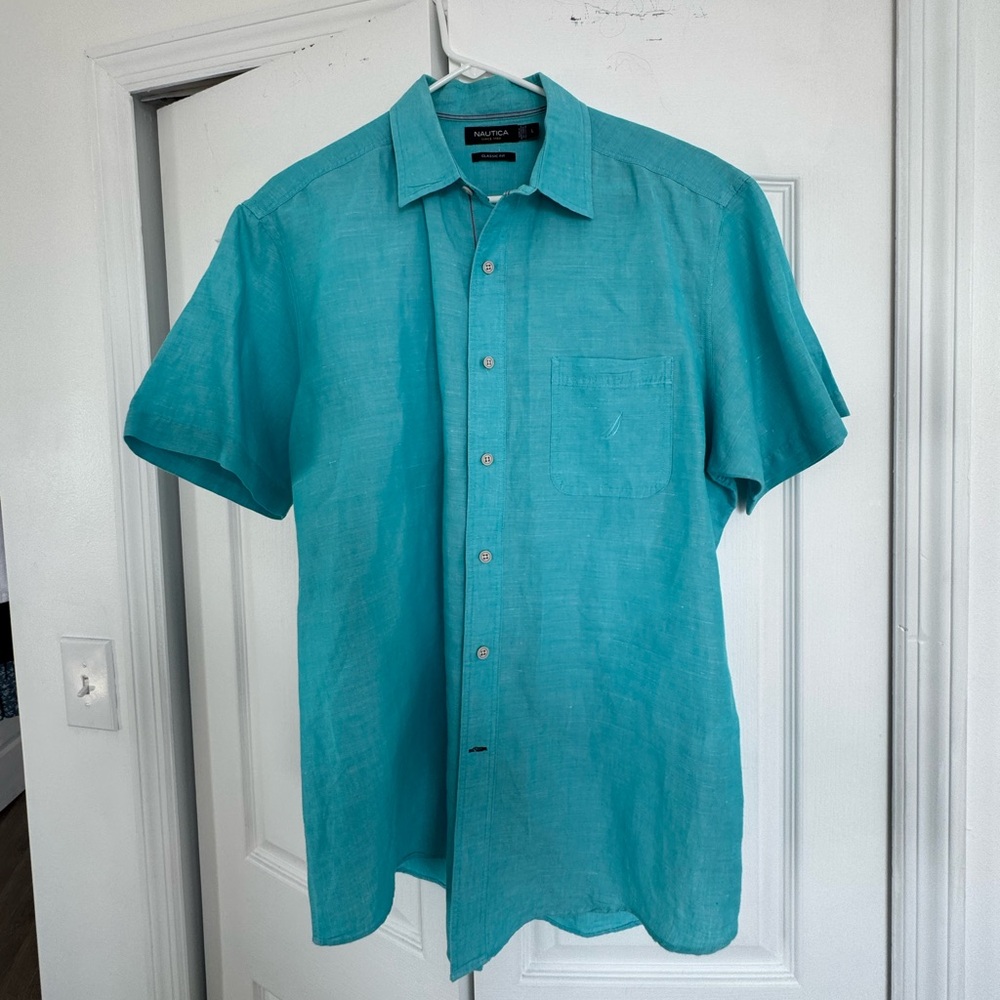 Nautica Men's Blue Short Sleeve Shirt